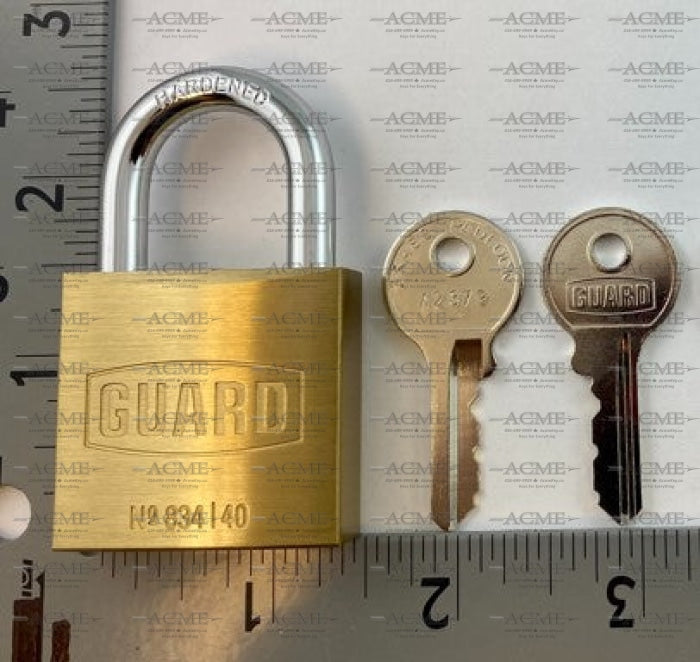 guard master keyed brass padlock 834 40mm1-1/2" wide